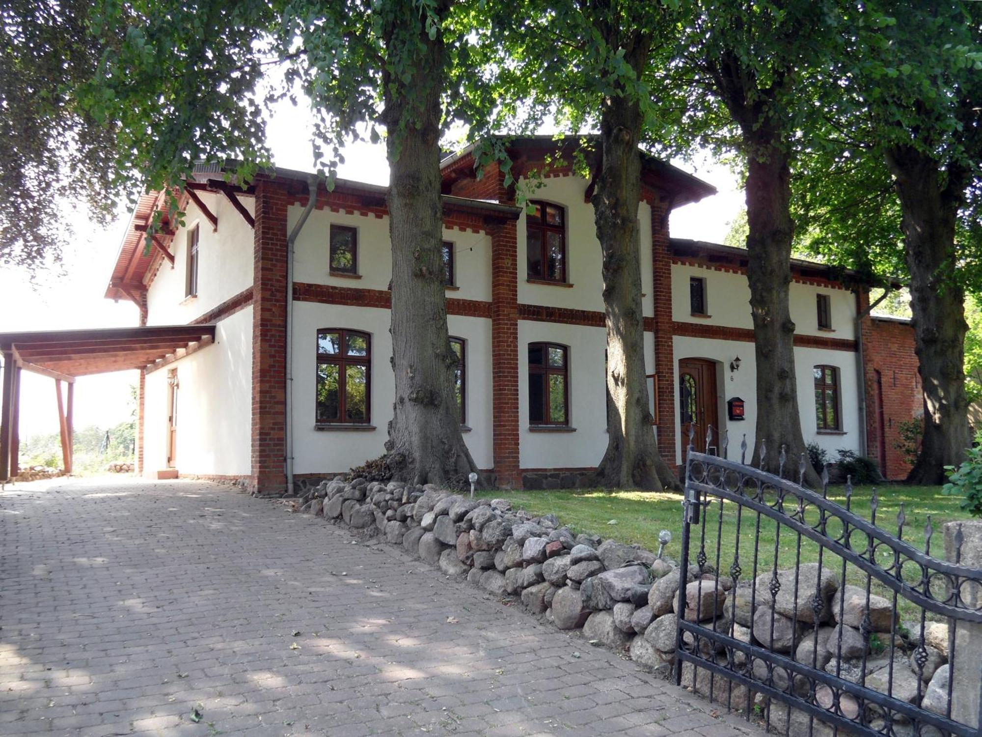 Komfortable Ferienwohnung "Vier Linden", Ruhige Doerfliche Lage, 20 Min Zur Kueste Kirch Mulsow Exterior photo
